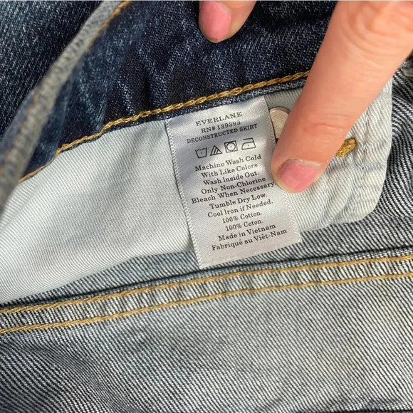 Everlane Reconstructed Denim Mini Skirt Size 32 - Picture 5 of 9